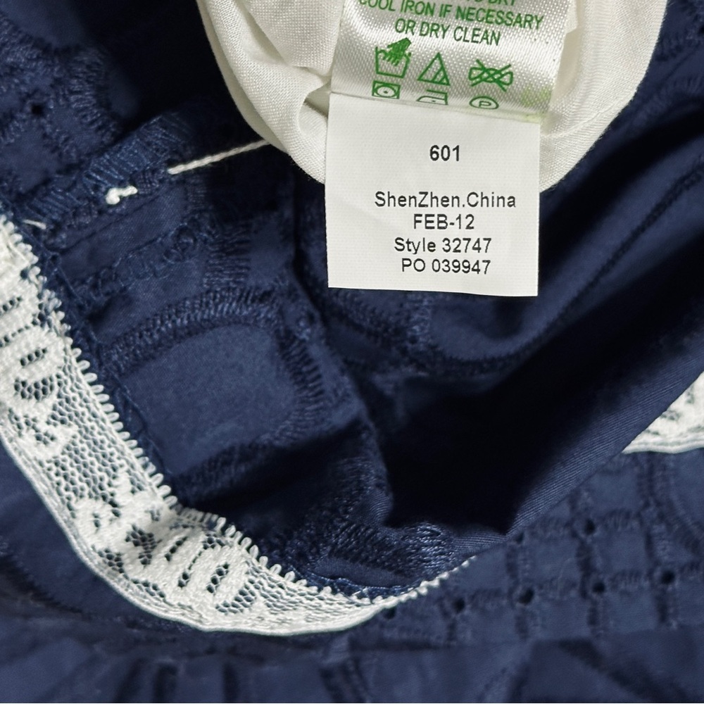 Lilly Pulitzer Navy Embroidered Sheath Dress NWT - Picture 8 of 9